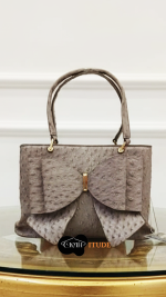 Grossi Bowtie purse.