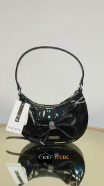 Nine West Patent Cute shoulder bag